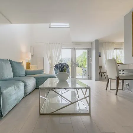 Apartamento Les Terrasses De Marbella - A 350 M De La Biarriz